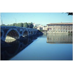 Pont St.-Pierre Toulouse.jpg